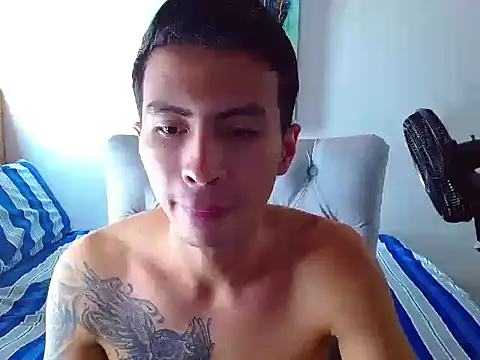 Velk hot online show from 03-28-26, 01:11