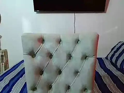 Velk hot online show from 04-13-26, 11:59