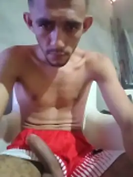 Snapshot of Treloso21 chatting on 02-26-26, 12:15 Treloso21 online show from 02-26-26, 12:15