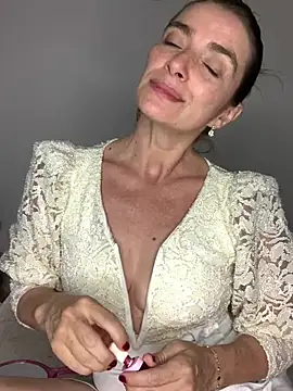 Liloo8923 online show from 02-04-26, 03:12