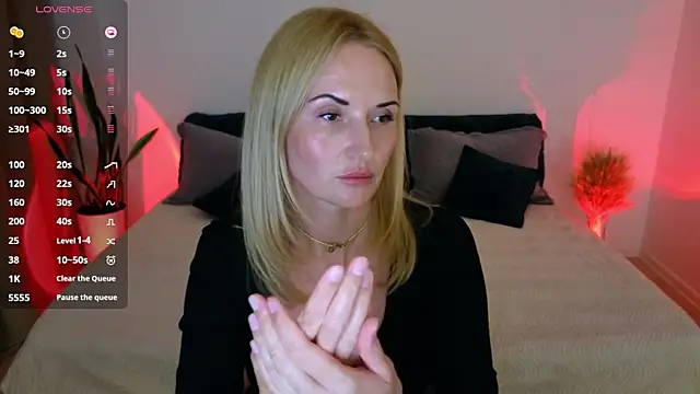 AlisssaRose online show from 09-18-25, 07:05