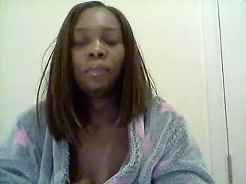 Snapshot of AfricanBeautyX chatting on 12-14-24, 07:25 AfricanBeautyX online show from 12-14-24, 07:25