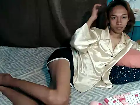 imtwinky online show from 10-27-25, 03:49