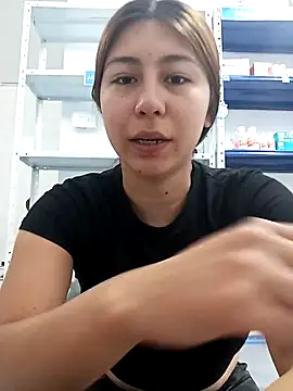 Snapshot of Sara_Brownx chatting on 02-08-26, 04:54 Sara Brownx online show from 02-08-26, 04:54