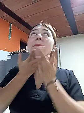 Snapshot of Sara_Brownx chatting on 04-07-26, 09:59 Sara Brownx online show from 04-07-26, 09:59