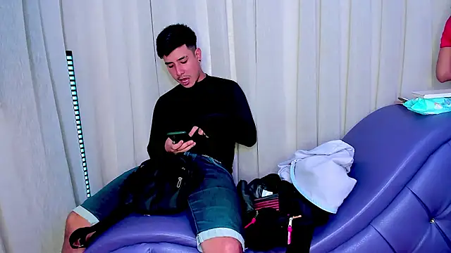 Yourslust  online show from 01-07-26, 07:38