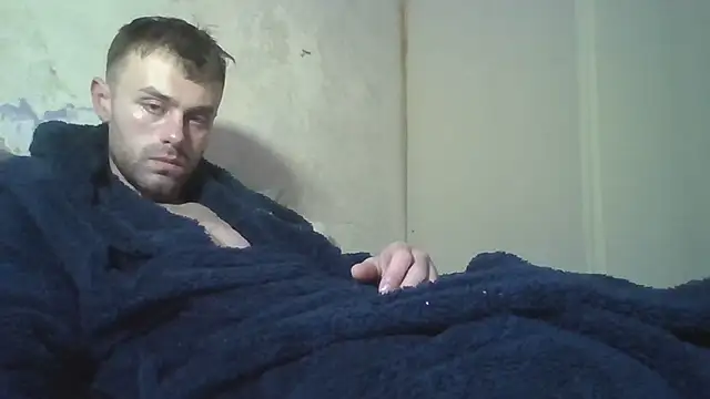 Snapshot of addicktedGT chatting on 12-24-24, 09:17 addicktedGT online show from 12-24-24, 09:17