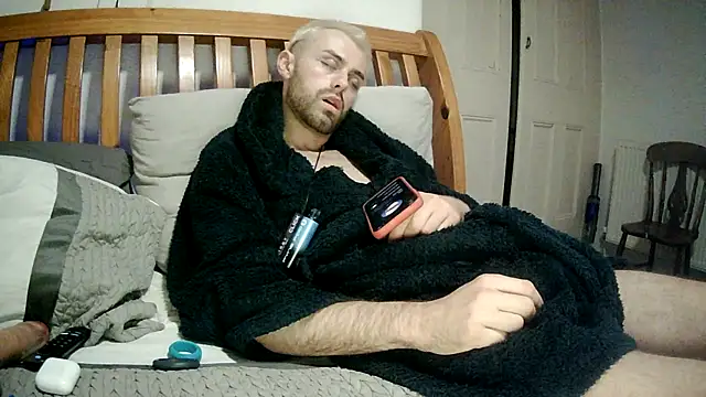 Snapshot of addicktedGT chatting on 10-05-25, 11:02 addicktedGT online show from 10-05-25, 11:02