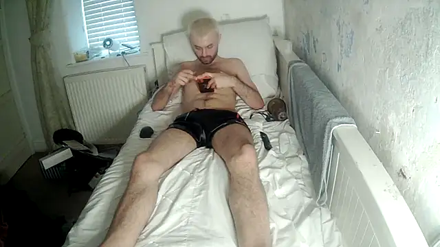 Snapshot of addicktedGT chatting on 10-07-25, 06:54 addicktedGT online show from 10-07-25, 06:54