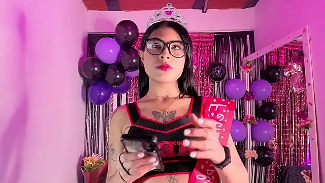 Dolcee zoe online show from 12-02-25, 09:21