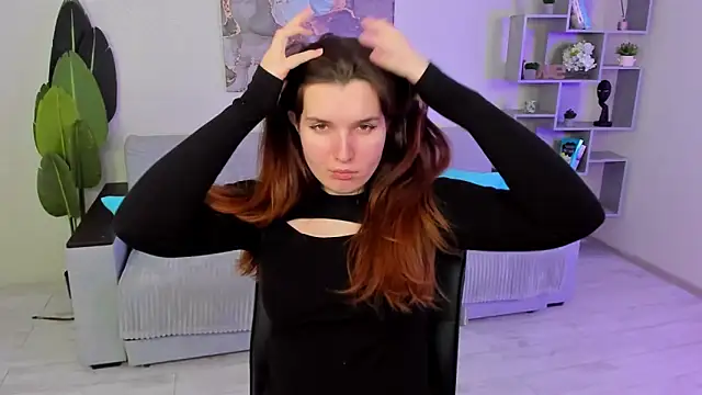 BonneyLove online show from 03-17-25, 05:49