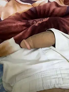 Snapshot of hamed-697 chatting on 02-02-25, 08:08 hamed-697 online show from 02-02-25, 08:08