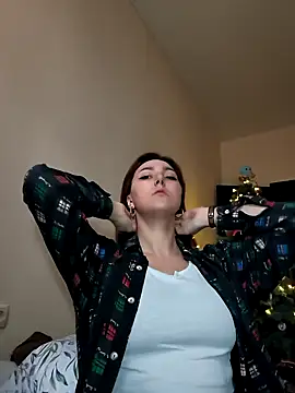 MiaStika online show from 12-29-24, 09:17