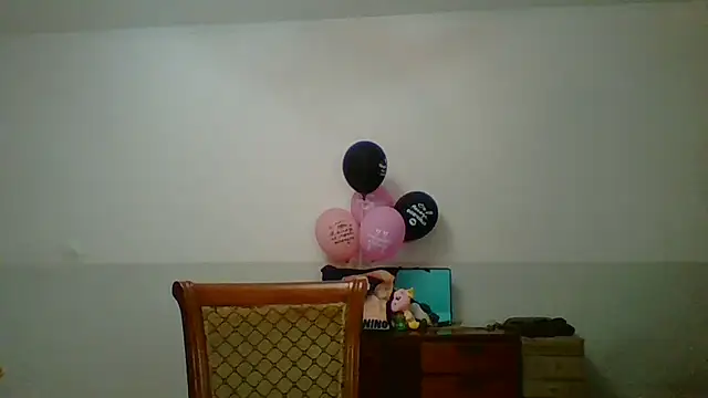 Snapshot of MiaStika chatting on 09-16-25, 03:57 MiaStika online show from 09-16-25, 03:57