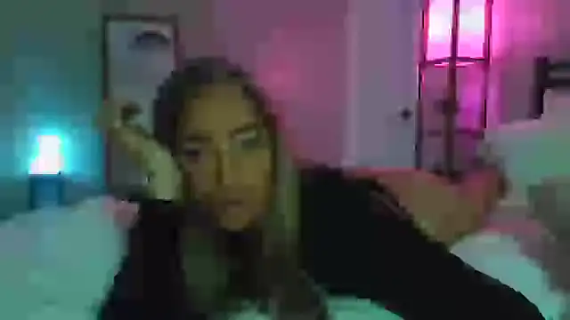 Snapshot of sunshinekisses chatting on 01-20-25, 02:14 sunshinekisses online show from 01-20-25, 02:14