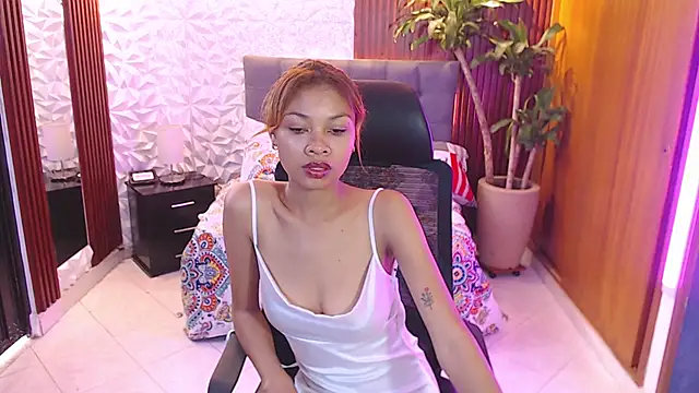 Perla prg online show from 02-07-25, 06:45