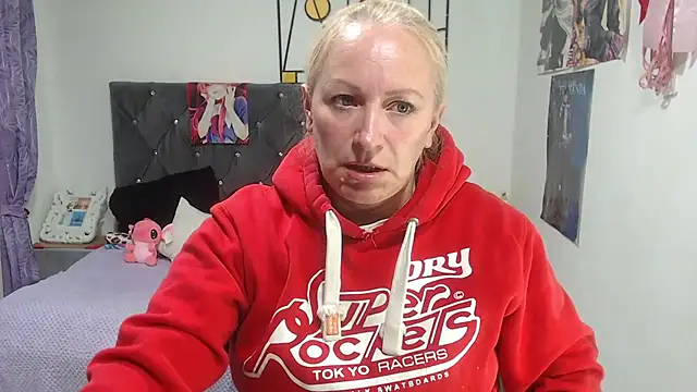 Snapshot of emperabigbootybigass chatting on 07-15-26, 12:21 emperabigbootybigass online show from 07-15-26, 12:21