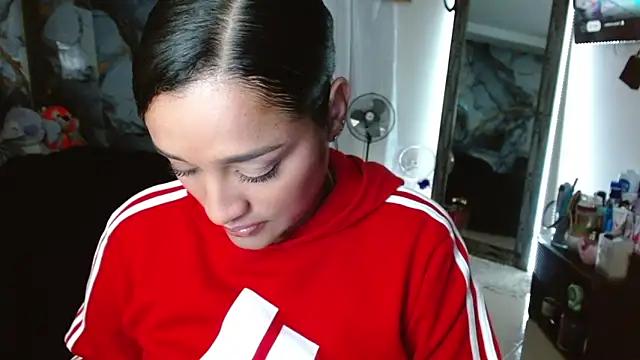 KatalinnaBrown online show from 11-11-25, 11:32