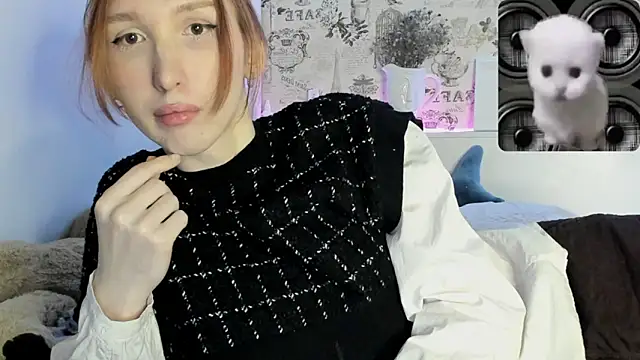 LisaIcon online show from 03-10-25, 07:07