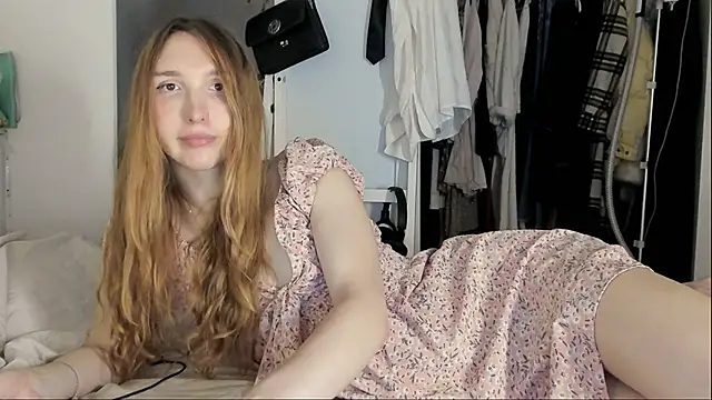 Snapshot of LisaIcon chatting on 06-29-26, 07:36 LisaIcon online show from 06-29-26, 07:36