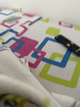 ANYLU19 online show from 01-10-26, 03:47