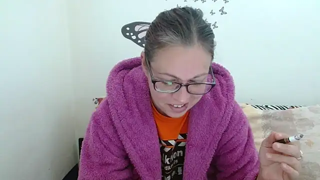 LadyHellene online show from 03-19-26, 07:56