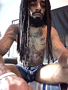 Snapshot of FragrantWind5 chatting on 11-01-25, 02:24 FragrantWind5 online show from 11-01-25, 02:24