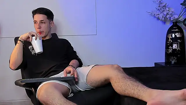 Adan rivas  online show from 01-21-25, 11:24