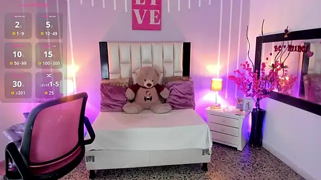 Andy Gamboa online show from 11-25-25, 01:11