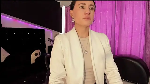 Coral Gibson online show from 03-09-26, 12:53