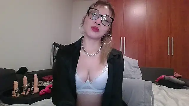 KarolinaReaper online show from 02-07-25, 07:17