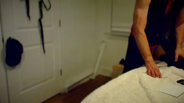 Snapshot of njcumsluT chatting on 10-19-25, 09:10 njcumsluT online show from 10-19-25, 09:10