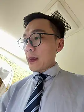 Snapshot of ex199212 chatting on 01-10-25, 09:20 ex199212 online show from 01-10-25, 09:20