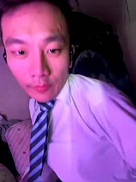 Snapshot of ex199212 chatting on 09-10-25, 05:13 ex199212 online show from 09-10-25, 05:13