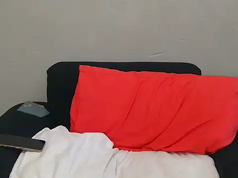 Snapshot of Mollybrookexx chatting on 01-12-25, 12:33 Mollybrookexx online show from 01-12-25, 12:33