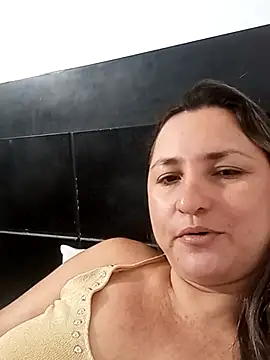 Snapshot of girasol chatting on 02-13-25, 11:28 girasol online show from 02-13-25, 11:28