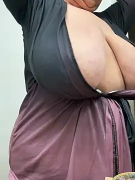 AlyssiaAmoreXO online show from 03-06-26, 08:05