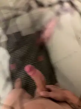 lescro95  online show from 09-26-25, 04:22