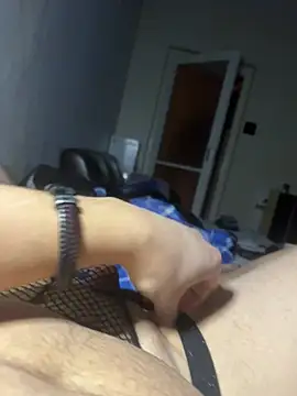 Snapshot of hungarianbi90 chatting on 03-02-25, 01:15 hungarianbi90 online show from 03-02-25, 01:15