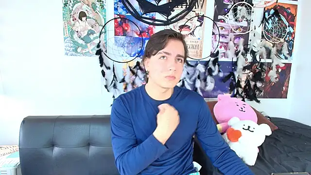 Snapshot of lukashollow_ chatting on 10-12-25, 06:18 lukashollow online show from 10-12-25, 06:18