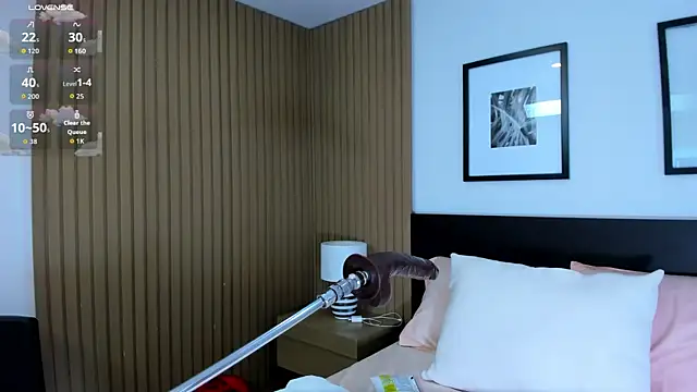 doll bella  online show from 09-18-25, 08:00