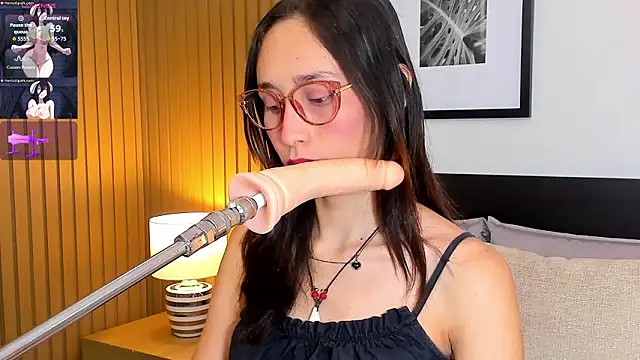 doll bella  online show from 03-18-26, 08:01