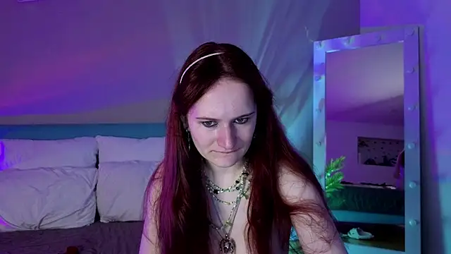 L1ittle kitty  online show from 05-18-26, 05:35