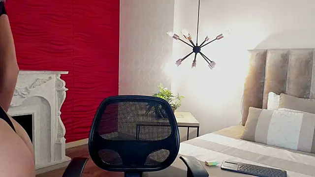 Alisha-Bond online show from 12-03-25, 08:29