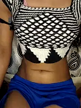 Snapshot of Alina_fun chatting on 12-26-24, 01:51 Alina fun online show from 12-26-24, 01:51