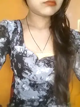 Snapshot of Alina_fun chatting on 02-08-25, 08:10 Alina fun online show from 02-08-25, 08:10