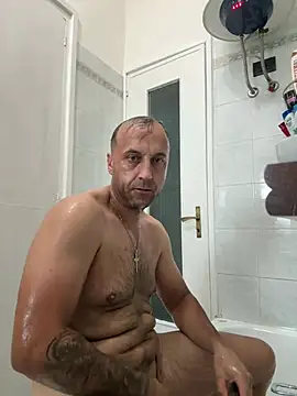 Snapshot of Lecatore80 chatting on 05-27-26, 04:59 Lecatore80 online show from 05-27-26, 04:59