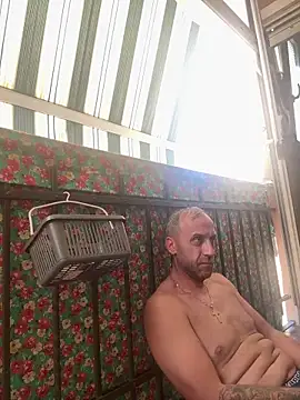 Snapshot of Lecatore80 chatting on 06-18-26, 01:59 Lecatore80 online show from 06-18-26, 01:59