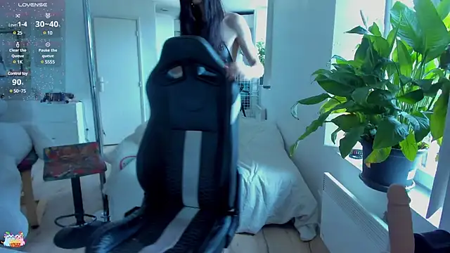 CeriseLapine online show from 03-22-25, 08:51