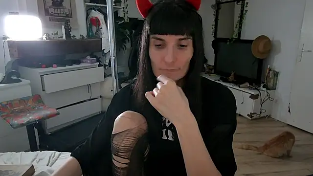 CeriseLapine online show from 11-09-25, 07:23